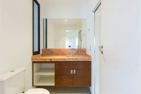 Apartamento à venda ou para alugar com 3 suítes em Real Parque, São Paulo, SP