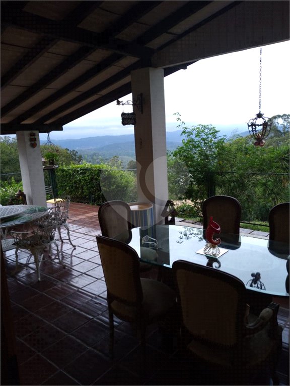 Casa à venda com 3 quartos, sendo 1 suíte, em Serra da Cantareira, Mairiporã, SP