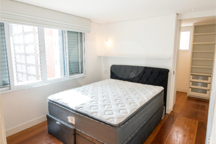 Apartamento à venda com 3 quartos, sendo 1 suíte, em Paraíso, São Paulo, SP