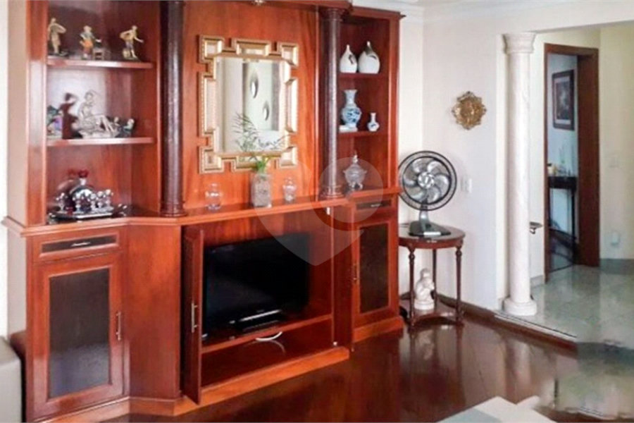 Apartamento à venda com 3 quartos, sendo 1 suíte, em Tatuapé, São Paulo, SP