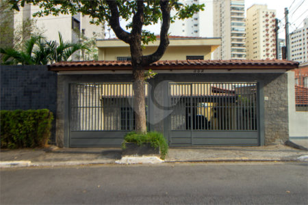 Casa à venda com 3 quartos, sendo 1 suíte, em Chácara Inglesa, São Paulo, SP