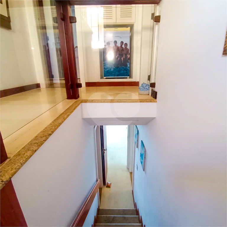 Casa à venda com 5 quartos, sendo 4 suítes, em Manguinhos, Armação dos Búzios, RJ