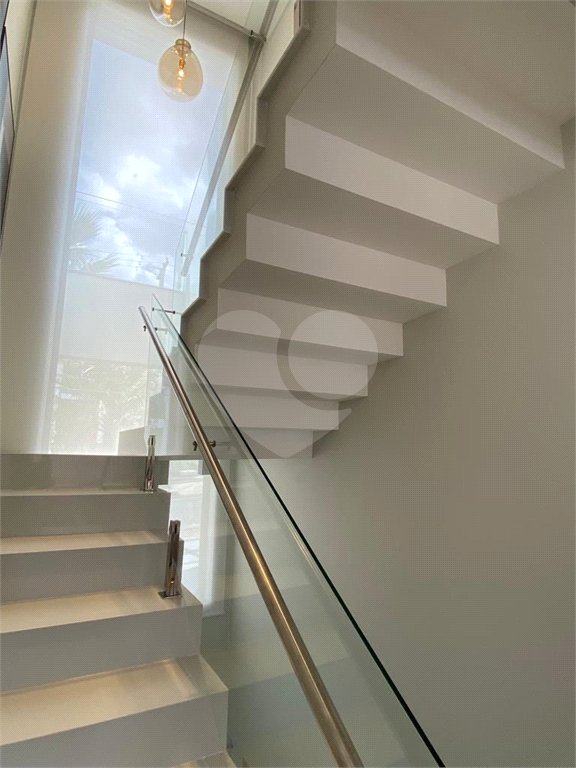 Casa à venda com 3 suítes no condomínio Bella Cittá - Villaggio II, Mogi das Cruzes - SP