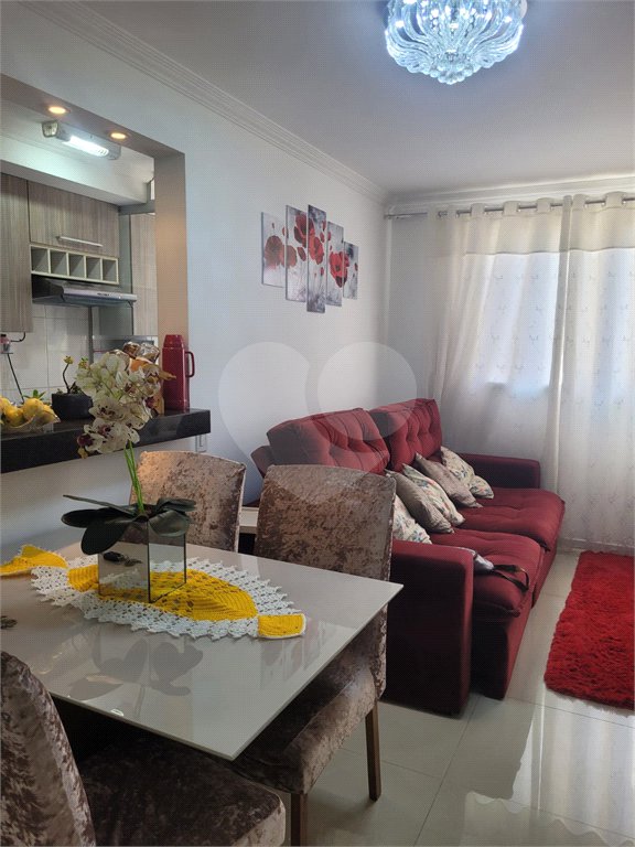 Apartamento à venda com 2 quartos, sendo 1 suíte, em Jardim São Luís, Suzano, SP