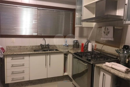 Casa à venda com 5 suítes no condomínio Jardim São Felipe, Atibaia - SP