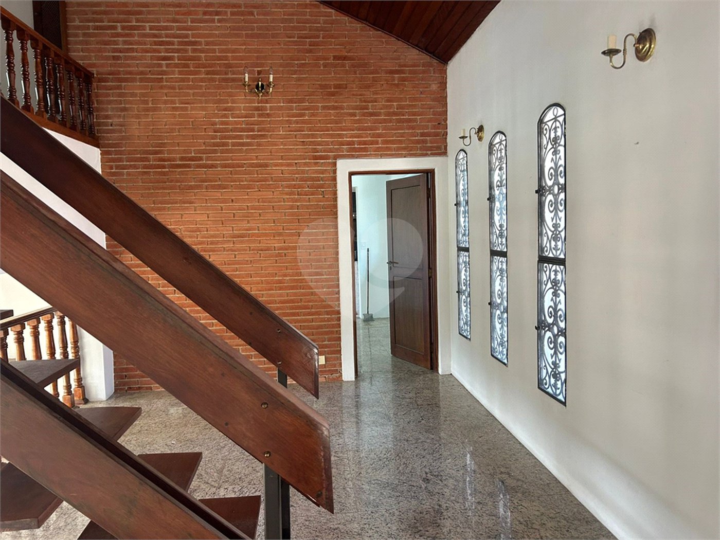 Casa para alugar com 3 suítes no condomínio Alpes da Cantareira, Mairiporã - SP