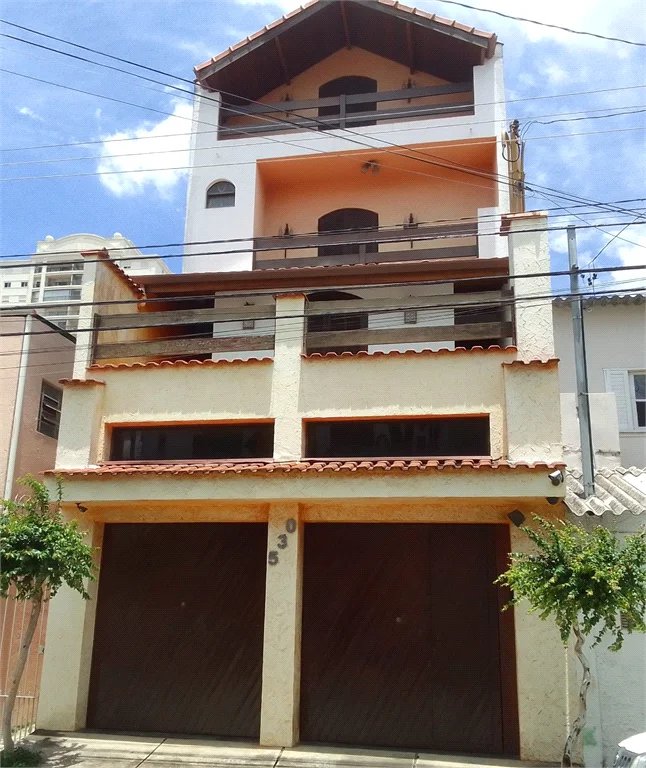 Casa à venda com 3 suítes em Vila Romana, São Paulo, SP
