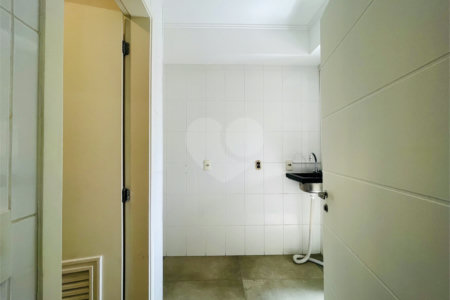 Apartamento à venda com 3 suítes em Vila Gilda, Santo André, SP