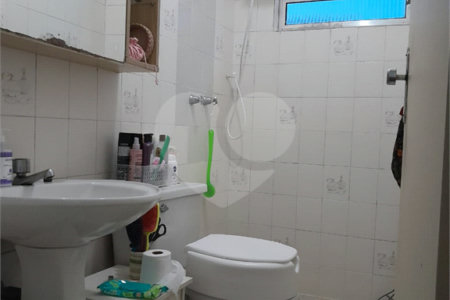 Sobrado à venda com 3 quartos, sendo 1 suíte,  em Jardim Promissão, São Paulo, SP