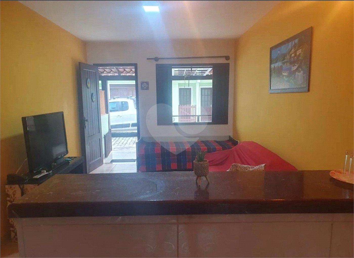Casa à venda com 3 quartos, sendo 1 suíte, em Ogiva, Cabo Frio, RJ