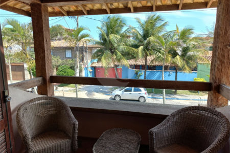 Casa à venda com 4 quartos, sendo 3 suítes,  em Geribá, Armação dos Búzios, RJ