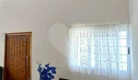 Casa em condomínio à venda com 3 quartos, sendo 2 suítes,  no Centro, Bom Jesus dos Perdões, SP