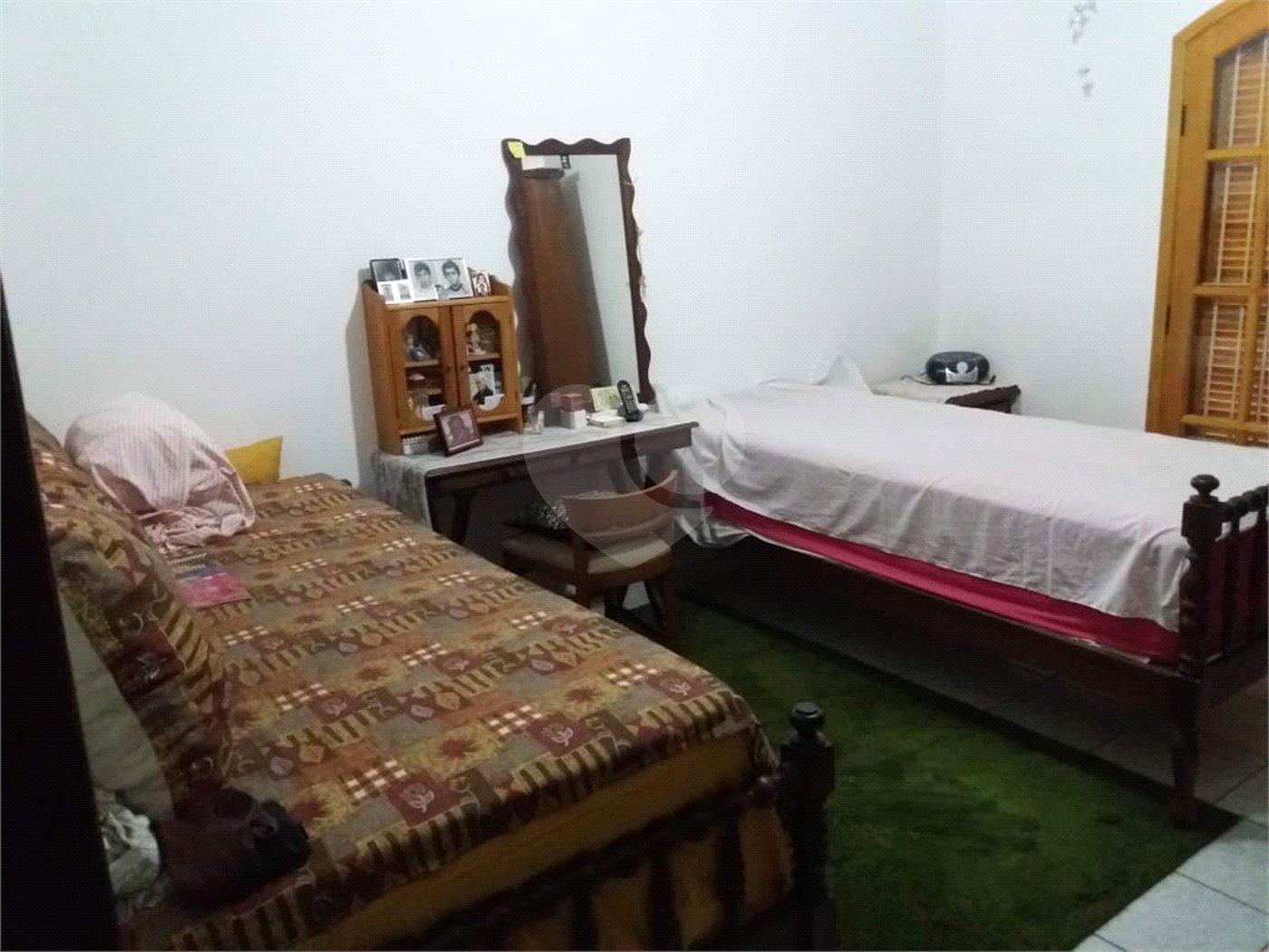Sobrado à venda com 4 quartos, sendo 1 suíte, em Tremembé, São Paulo, SP