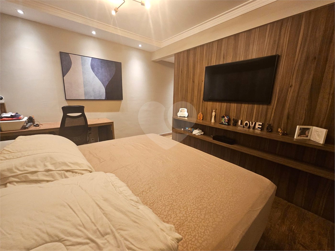 Apartamento à venda com 3 suítes em Santa Teresinha, São Paulo, SP