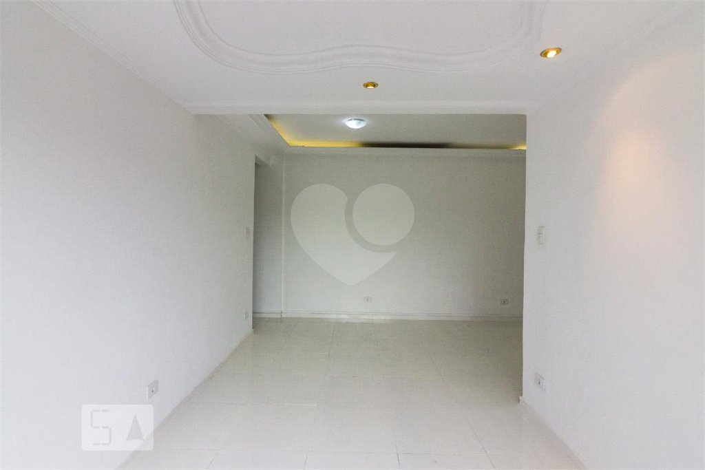 Apartamento à venda com 3 quartos, sendo 1 suíte, em Vila Nova Cachoeirinha, São Paulo, SP