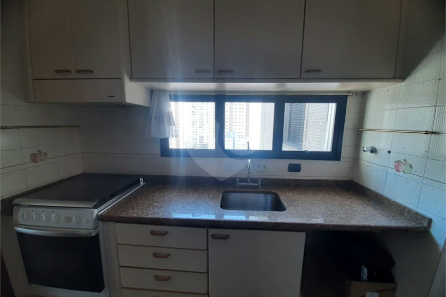 Apartamento à venda com 3 suítes em Tatuapé, São Paulo, SP