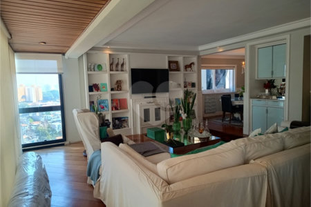 Apartamento à venda com 3 suítes em Vila Sônia, São Paulo, SP
