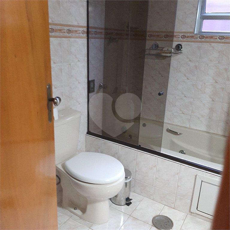 Casa à venda com 4 quartos, sendo 1 suíte, em Vila Vitório Mazzei, São Paulo, SP