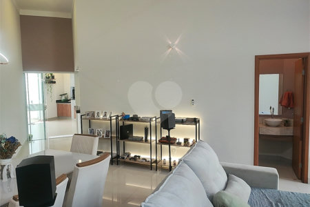 Casa à venda com 3 suítes em Jardim dos Flamboyants, Araraquara, SP
