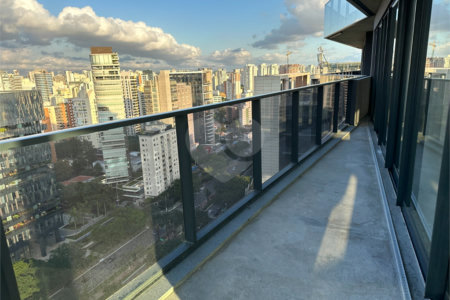 Apartamento à venda com 3 suítes em Vila Olímpia, São Paulo, SP