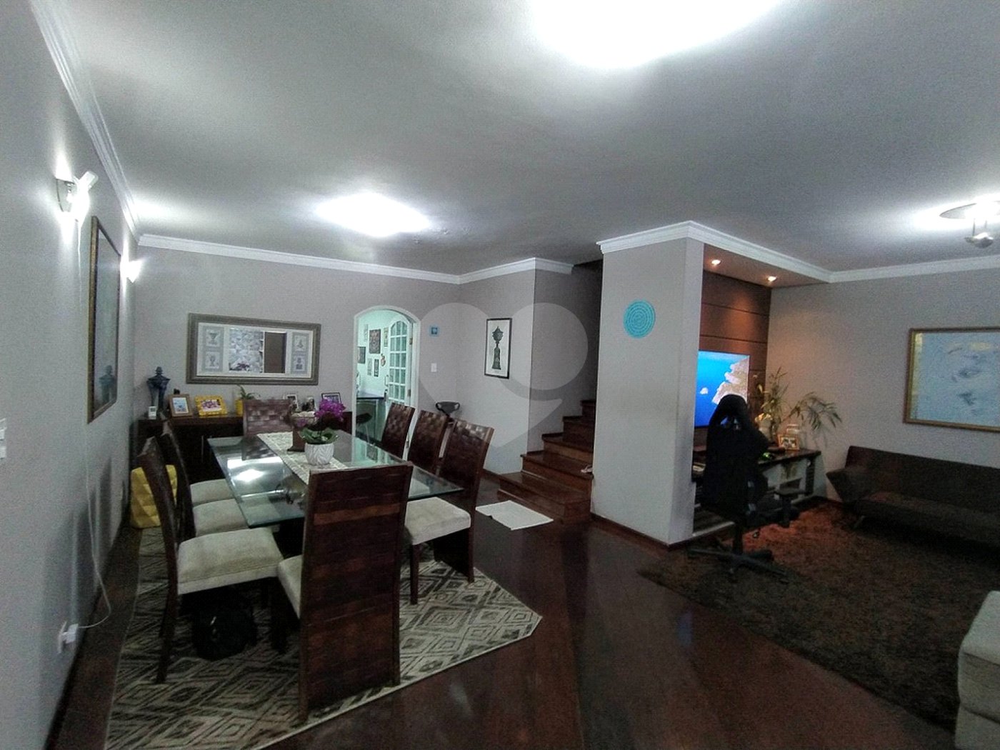 Sobrado à venda com 4 quartos, sendo 2 suítes, em Vila Paulicéia, São Paulo, SP