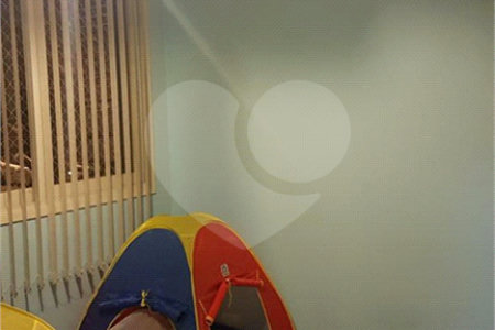 Apartamento à venda com 3 quartos, sendo 1 suíte, em Aclimação, São Paulo, SP