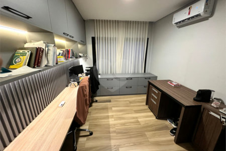 Casa à venda com 3 suítes no condomínio Residencial Florais Itália, Cuiabá - MT