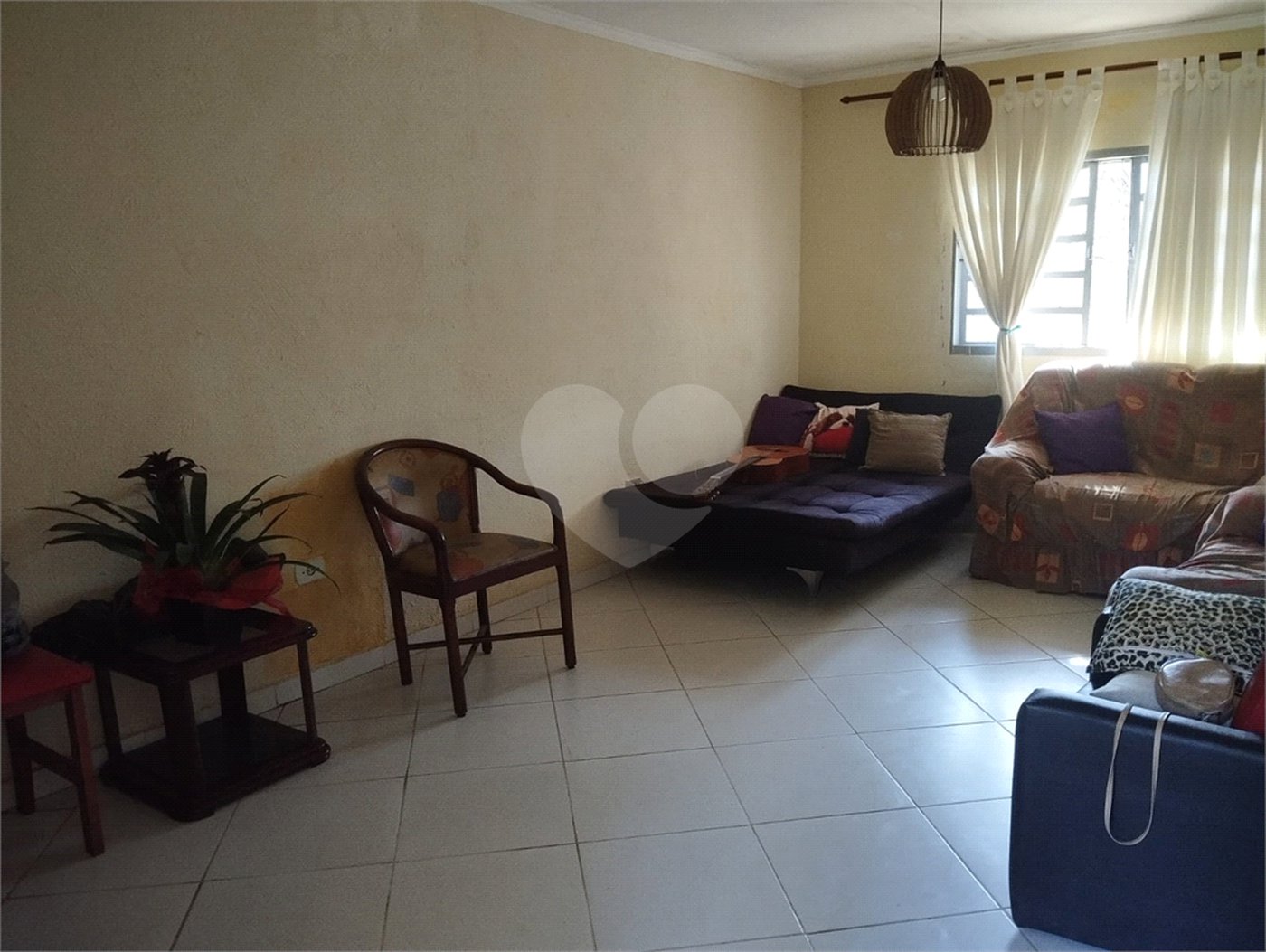 Chácara à venda com 6 quartos, sendo 1 suíte,  no Centro, Biritiba-mirim, SP