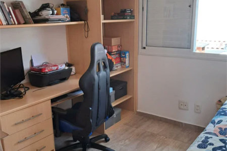 Casa à venda com 4 quartos, sendo 1 suíte, no condomínio Villas IV, São Paulo - SP