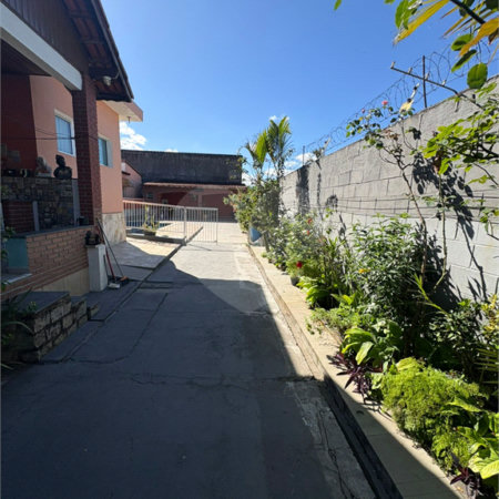 Casa Térrea à venda com 3 quartos em Vila Áurea, Poá, SP