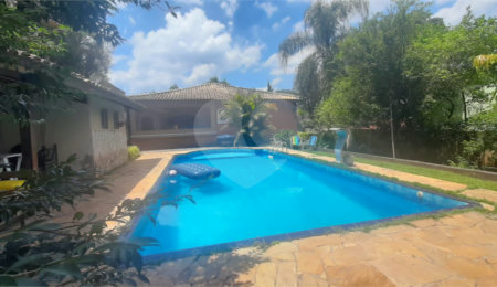 Casa à venda com 3 quartos, sendo 2 suítes,  em São Vicente, Mairiporã, SP