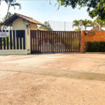 Casa à venda com 3 quartos, sendo 1 suíte,  no condomínio Vivenda das Vinhas, Vinhedo - SP