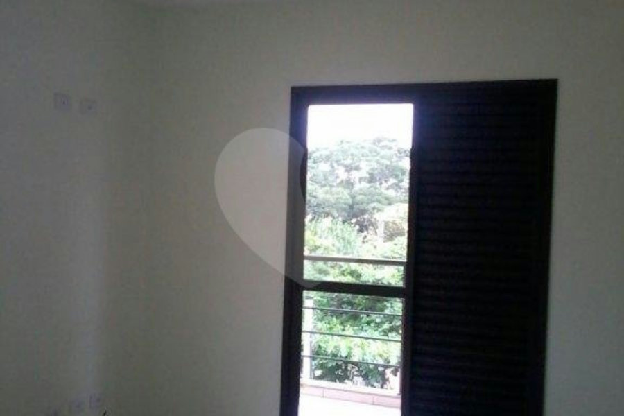 Casa à venda com 2 quartos, sendo 1 suíte,  em Jardim City, Guarulhos, SP