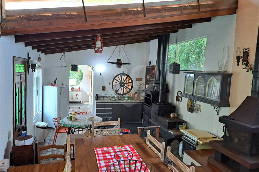 Casa à venda com 5 quartos no condomínio Parque Suiça, Caieiras - SP