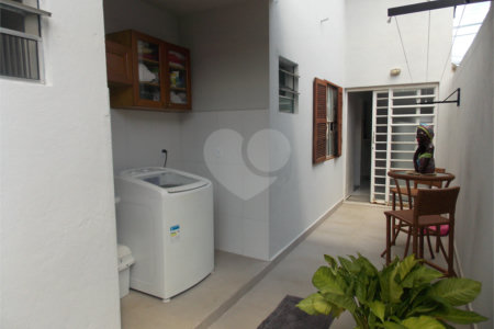 Casa à venda com 4 quartos, sendo 2 suítes, em Jardins, Bragança Paulista, SP