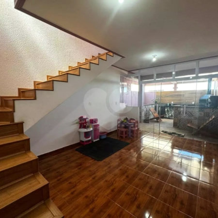 Casa à venda com 3 quartos, sendo 1 suíte, em Vila Maria Isabel, Itapetininga, SP