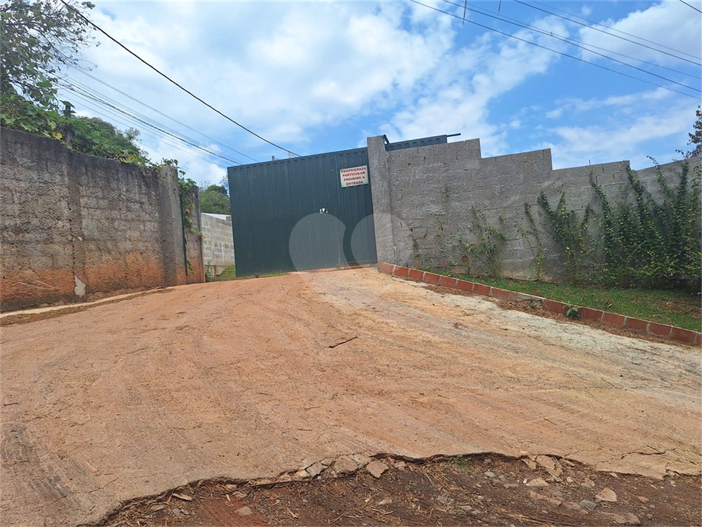 Terreno à venda com 1 suíte em Caixa D´água, Vinhedo, SP