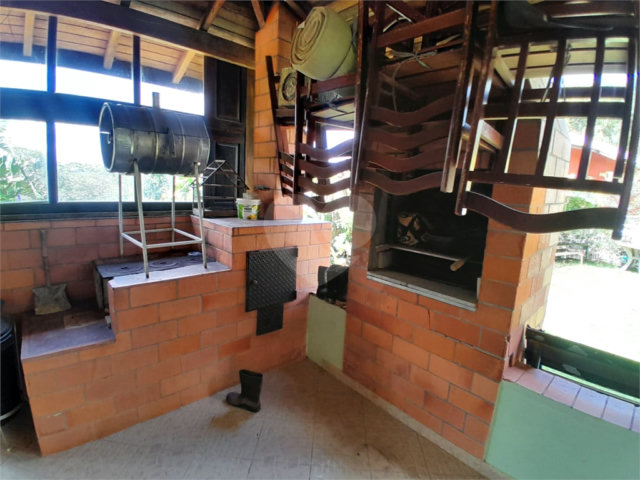 Casa à venda com 3 quartos, sendo 2 suítes,  no condomínio Alpes da Cantareira, Mairiporã - SP