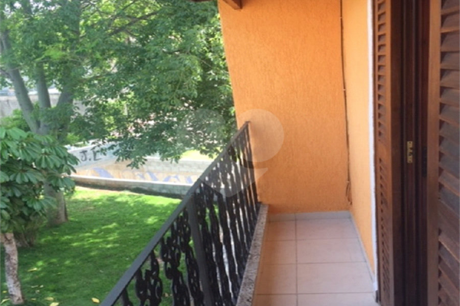 Sobrado à venda com 3 quartos, sendo 1 suíte, em Vila Albertina, São Paulo, SP