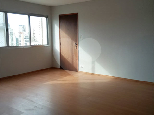 Apartamento para alugar com 3 quartos, sendo 1 suíte,  em Santana, São Paulo, SP