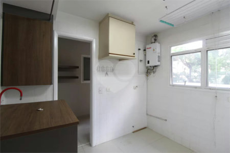 Apartamento à venda com 3 quartos, sendo 1 suíte,  em Vila Uberabinha, São Paulo, SP