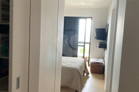 Apartamento à venda com 3 suítes em Vila Suzana, São Paulo, SP