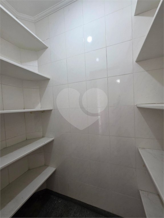 Apartamento à venda com 3 suítes em Vila Uberabinha, São Paulo, SP