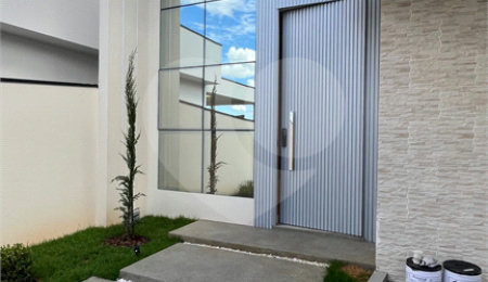Casa Térrea à venda com 3 suítes em Nova Gardênia, Atibaia, SP