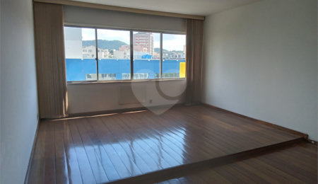 Apartamento à venda com 3 quartos, sendo 1 suíte,  em Tijuca, Rio de Janeiro, RJ