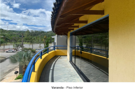 Casa à venda com 4 quartos, sendo 2 suítes, no condomínio Aruã, Mogi das Cruzes - SP