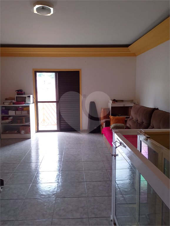 Casa à venda com 3 quartos, sendo 1 suíte,  em Mogi Moderno, Mogi das Cruzes, SP