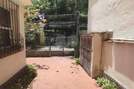 Casa à venda com 3 quartos, sendo 1 suíte, em Tijuca, Rio de Janeiro, RJ