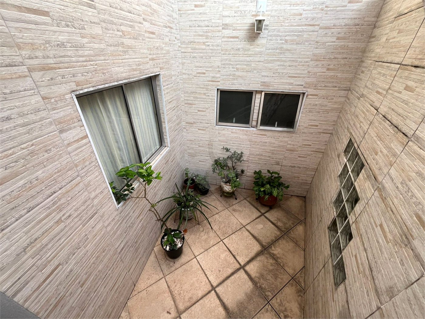 Casa à venda com 4 quartos, sendo 1 suíte, em Vila Maria Alta, São Paulo, SP