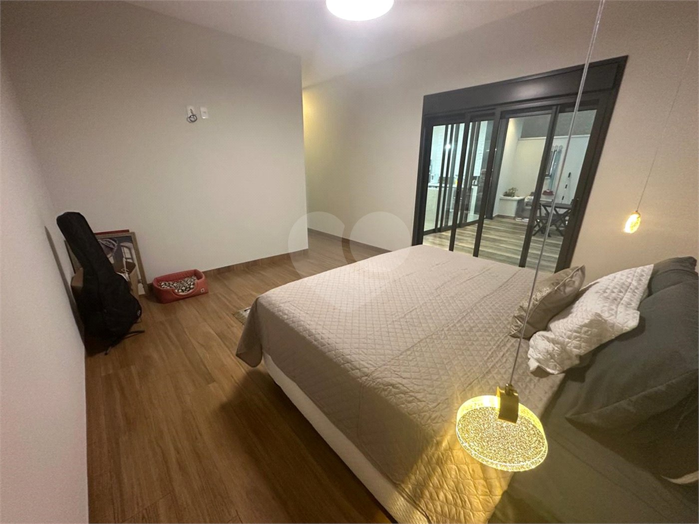 Casa à venda com 4 quartos, sendo 2 suítes, no condomínio Residencial Golden Ville, Itapetininga - SP
